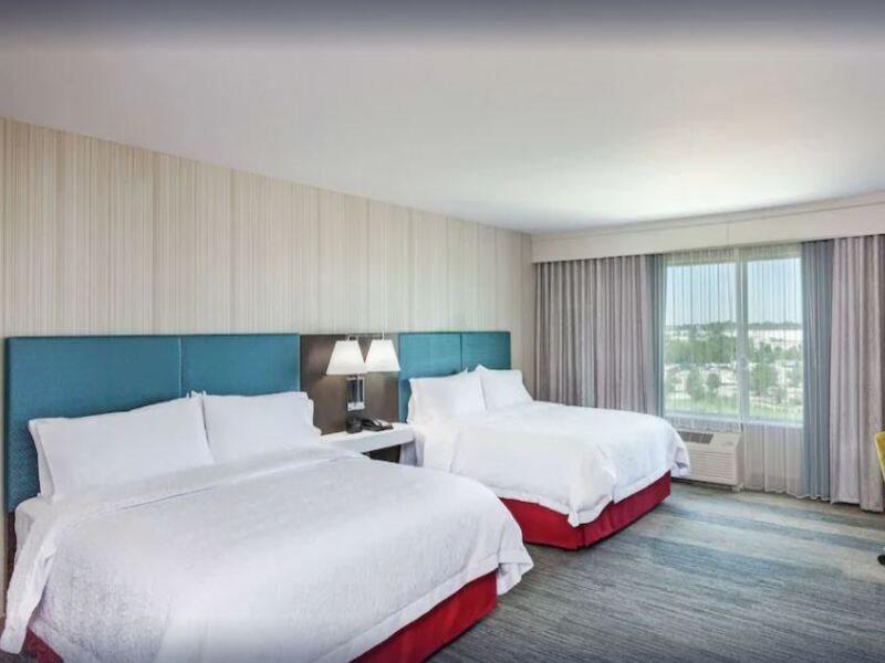 Hampton Inn Gardner Экстерьер фото